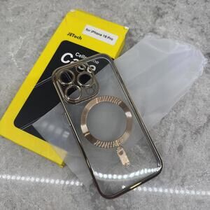 Iphone 15 Pro Gold crystal case JETech